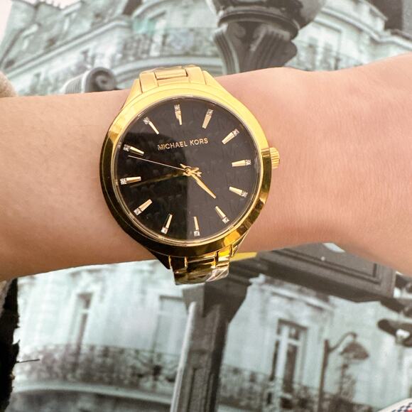 Michael Kors MKO1056 Aspyn Gold-Tone Women Watch Aspyn Gold-Tone Watch in GOLD - Sale | Michael Kors [US] main image 4